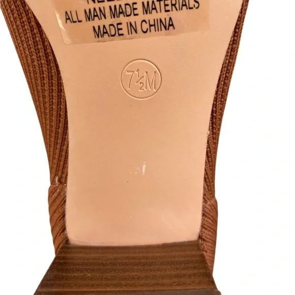 Joie Revolve Neely Sock Ribbed Ankle
Booties Sz 7.5 Chestnut Brown
Block Heel - Picture 8 of 13